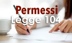 Mano che scrive su fogli, con testo sovrapposto "Permessi Legge 104". Si discute se il datore di lavoro può negare i permessi legge 104.