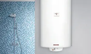 Nowoczesny, biały elektryczny podgrzewacz wody do łazienki, wiszący obok prysznica z mozaikową ścianą.