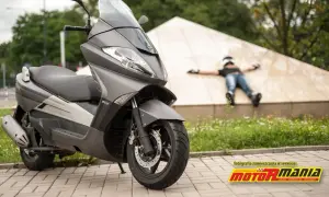 Skuter czy motorower? Zrozum różnice i wymagane uprawnienia!