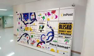 Do której rozwozi InPost? Poznaj godziny dostaw paczek i paczkomatów
