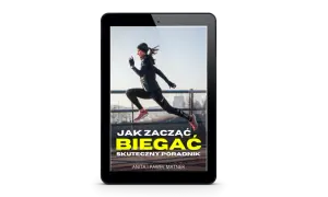 Kobieta w stroju sportowym skacze, na ekranie tabletu widnieje napis "Jak zacząć biegać. Skuteczny poradnik".