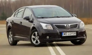 Toyota Avensis jaki silnik wybrać? Porównanie i opinie kierowców