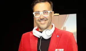 DJ z Jaka to melodia - odkryj tajemnice DJ Adamusa i jego hity