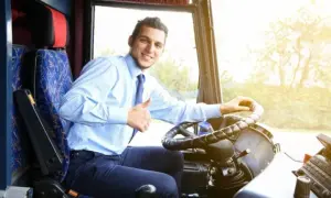 Ile zarabia kierowca autobusu w Londynie? Sprawdź realne zarobki i korzyści!