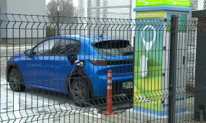 Ile waży samochód elektryczny? Porównanie z samochodami spalinowymi