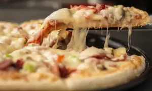 Jak idealnie piec pizzę Feliciana - proste instrukcje i porady