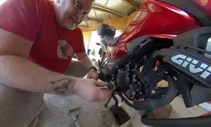 Ile oleju wchodzi do Honda CBF 125? Kluczowe informacje i porady