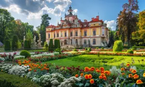 Śmiłów: Atrakcje turystyczne i zabytki w miejscowości Śmiłów