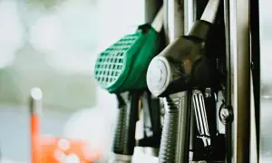 Diesel co to jest? Poznaj właściwości i zastosowanie paliwa