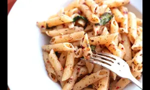 Penne aglio olio: przepis na włoski klasyk w 15 minut