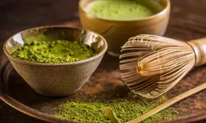 Jak smakuje matcha? Odkryj jej unikalny smak i aromat