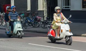 Jaki kask na motorower? Wybierz najbezpieczniejszy i komfortowy model