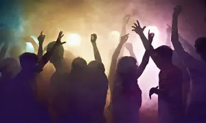 Co oznacza taniec we śnie? Odkryj ukryte znaczenia i symbole