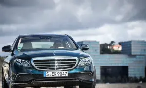 Mercedes W213 jaki silnik - wybierz najlepszą opcję dla siebie