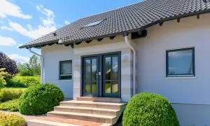 Ile kosztuje budowa domu 130 m²? Zaskakujące dane o wydatkach!