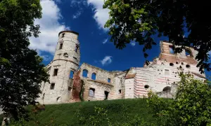Najlepsze atrakcje w Janowcu nad Wisłą, które musisz zobaczyć