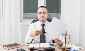 Ile kosztuje prowadzenie sprawy spadkowej przez adwokata? Poznaj ukryte wydatki