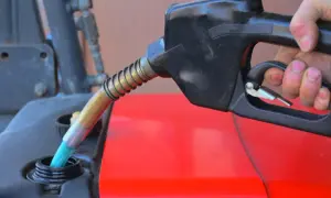 Terminy składania wniosków na paliwo rolnicze. Uniknij błędów i straty pieniędzy!