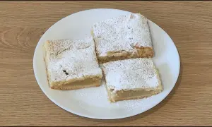 Najlepsza szarlotka, która rozpływa się w ustach - przepis na sukces
