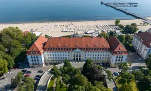 Hotel Marmur gdzie jest? Odkryj tajemnice fikcyjnego miejsca w Sopocie