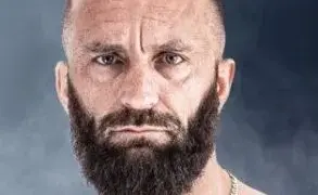 Dawid Załęcki - wiek, biografia i kariera kontrowersyjnego freak fightera