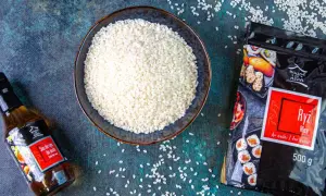 Ile sosu do ryżu sushi? Odkryj idealne proporcje i przepis