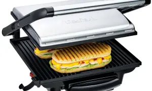 Grill elektryczny do kuchni – wybierz najlepszy model do swojego domu