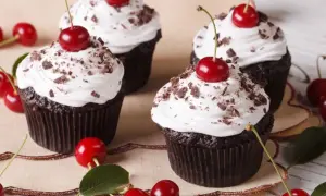 Czym ozdobić muffinki, aby zachwycić gości i urozmaicić smak