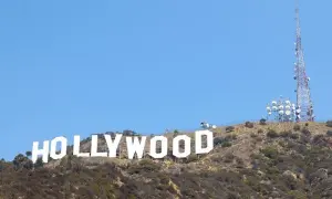 Gdzie leży Hollywood? Odkryj tajemnice i sąsiednie dzielnice