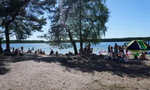 Niezapomniane atrakcje nad jeziorem Zagłębocze, które musisz poznać