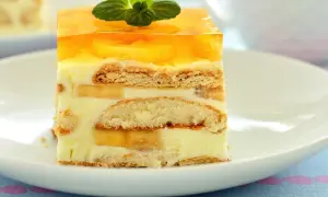 Szybki przepis na ciasto bananowe bez pieczenia, które zachwyca smakiem