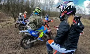 Ile kosztuje szkolenie enduro w Krzeszowicach? Sprawdź ceny i opcje