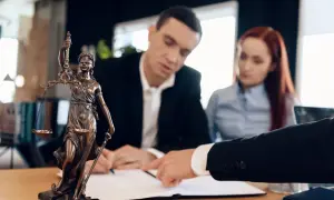Eksmisja lokatora: Odzyskaj mieszkanie legalnie i bez błędów