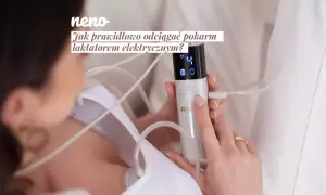 Kobieta używa laktatora elektrycznego. Prawidłowe odciąganie mleka laktatorem zapobiega zanikowi pokarmu.