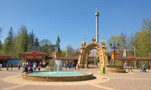 Holiday Park Attraktionen: Ihr Guide für Adrenalin & Familienspaß