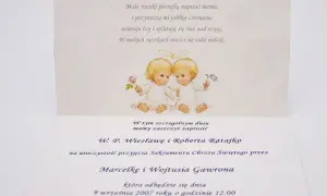 Jak wypisać zaproszenie dla chrzestnych, aby wzruszyć i zachwycić