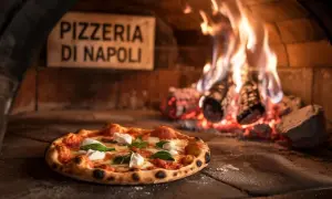 Jak się pisze pizza? Poznaj poprawną pisownię i najczęstsze błędy