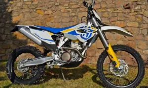 Husqvarna 250 4T - mocny motocykl enduro z niskimi kosztami utrzymania