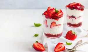 Desserts aux fruits rouges : 30+ recettes faciles et légères pour se régaler