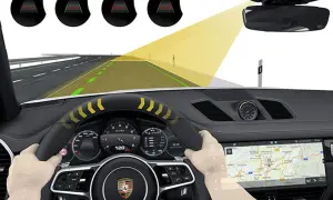 El sistema LKA muestra las líneas de carril en verde en la carretera, guiando al conductor.