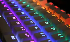 Jak włączyć podświetlenie klawiatury w laptopie Lenovo bez problemów
