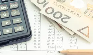 Fundusz Pracy kiedy płacić? Terminy i zasady, które musisz znać
