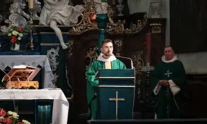 Czy sobotnia msza ślubna naprawdę zastępuje niedzielną? Sprawdź to!
