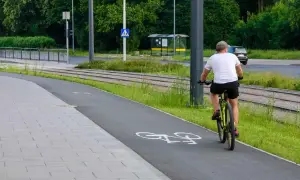Czy można prowadzić rower po pijanemu? Poznaj przepisy i kary w Polsce