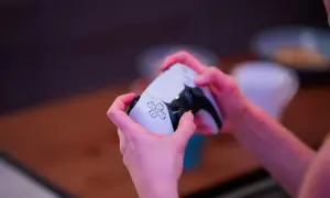 Czy pad od PS5 pasuje do PC? Odkryj jego ograniczenia i możliwości