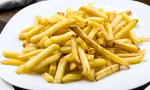 Smażenie frytek: idealna temperatura dla chrupkości? Sprawdź!