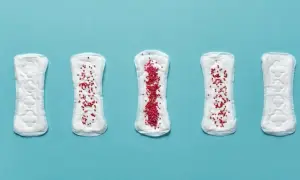 Objawy miesiączki: Co jest normą, a kiedy do lekarza?