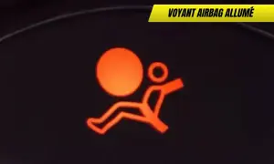 Voyant airbag allumé sur le tableau de bord. Le système de sécurité pourrait ne pas fonctionner.