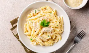 Penne Alfredo - prosty przepis na pyszne danie, które pokochasz