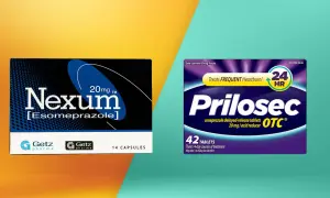 Opakowania leków Nexum 20 mg i Prilosec OTC 20 mg, które pomagają na zgagę.